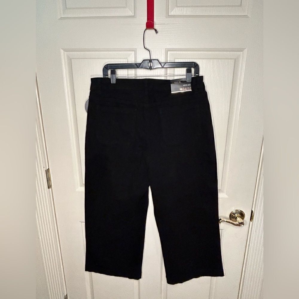 One 5 One pants  - Picture 2 of 6